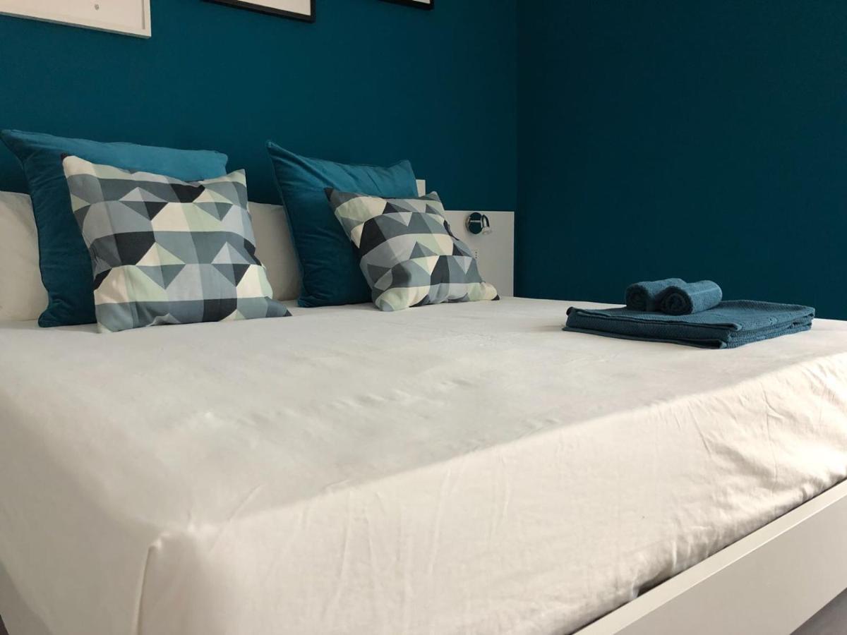 B&B Luxury Apartments Pulsano Extérieur photo
